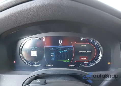 2016 Cadillac Escalade Esv Premium Collection z USA, uszkodzony, nr VIN 1GYS4JKJ5GR193870